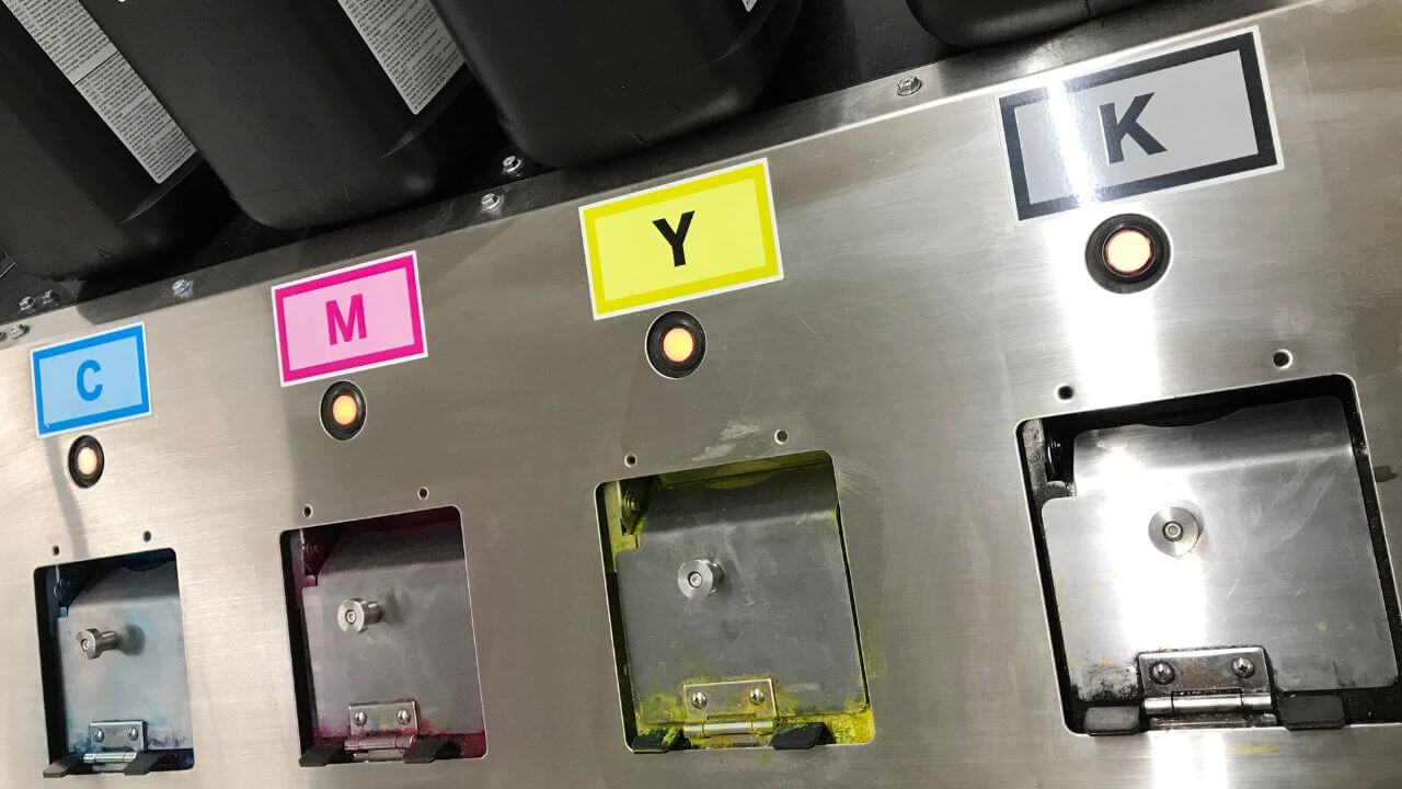 CMYK Druckverfahren bedruckte Etiketten